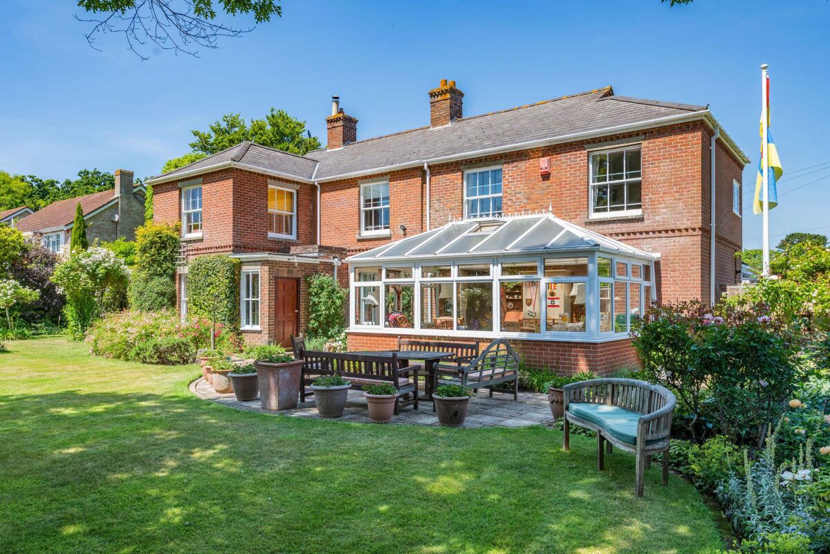 house for sale in Broad Lane, Lymington, Hampshire, SO41 LYM012233838