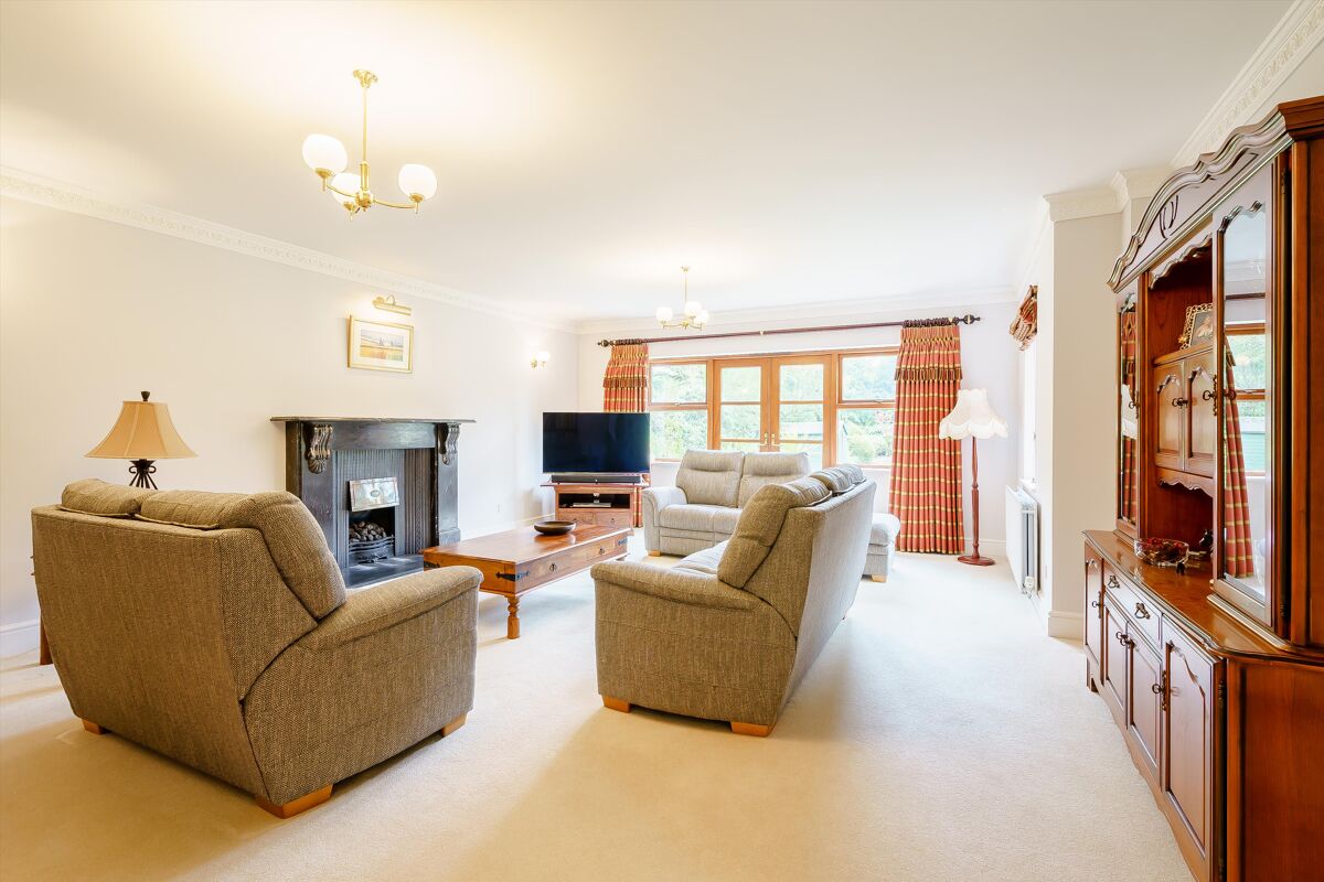 house for sale in Knowle Road, Brockenhurst, Hampshire, SO42, Lymington