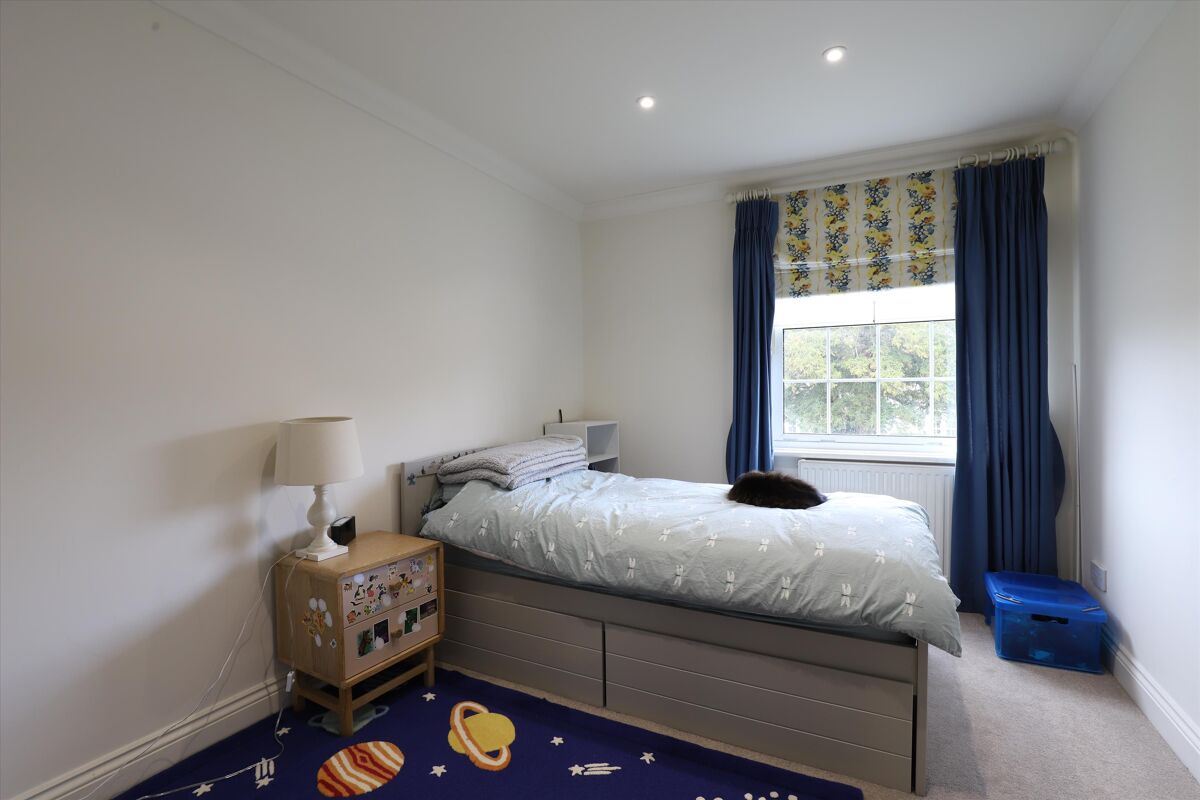 house for sale in Courtenay Place, Lymington, Hampshire, SO41