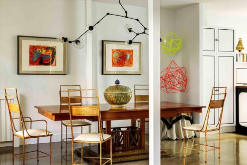 Picture of 4 bedroom chalet for sale.