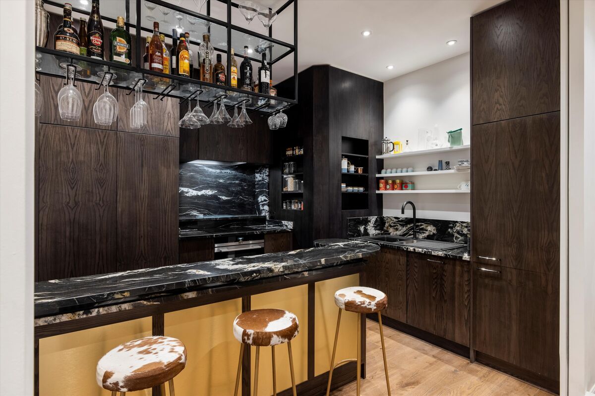 flat to rent in Whitehall Court, Westminster, London, SW1A