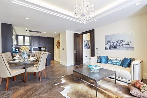 Picture of 2 bedroom flat for rent.
