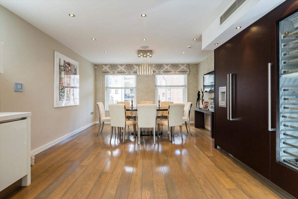 Image of Hays Mews, Mayfair, London, W1J