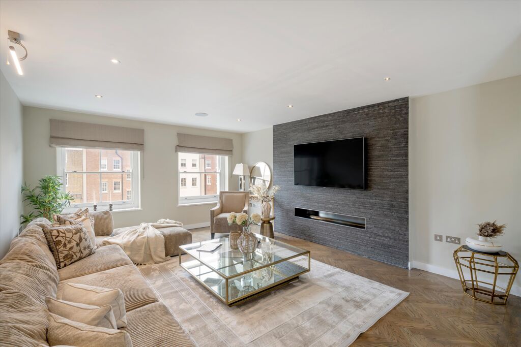Image of Hays Mews, Mayfair, London, W1J