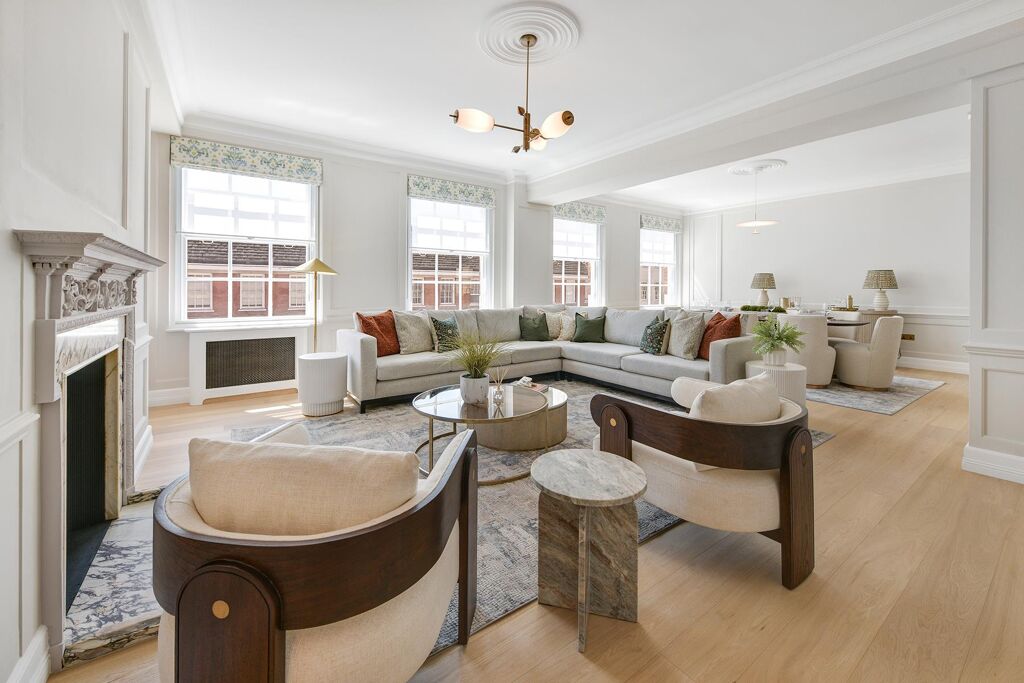 Image of Grosvenor Square, London, W1K