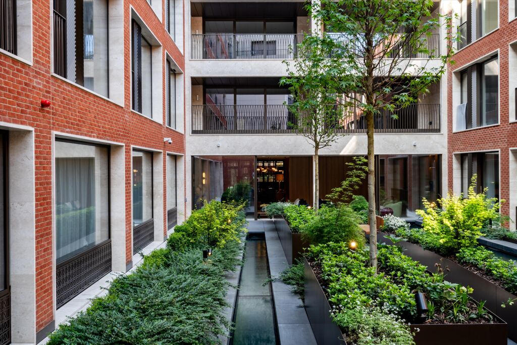 Image of Mayfair, London W1J