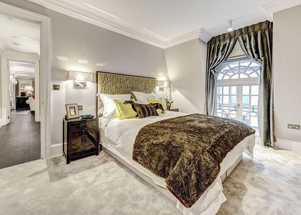 Image of St James's Street, St James's, London SW1A