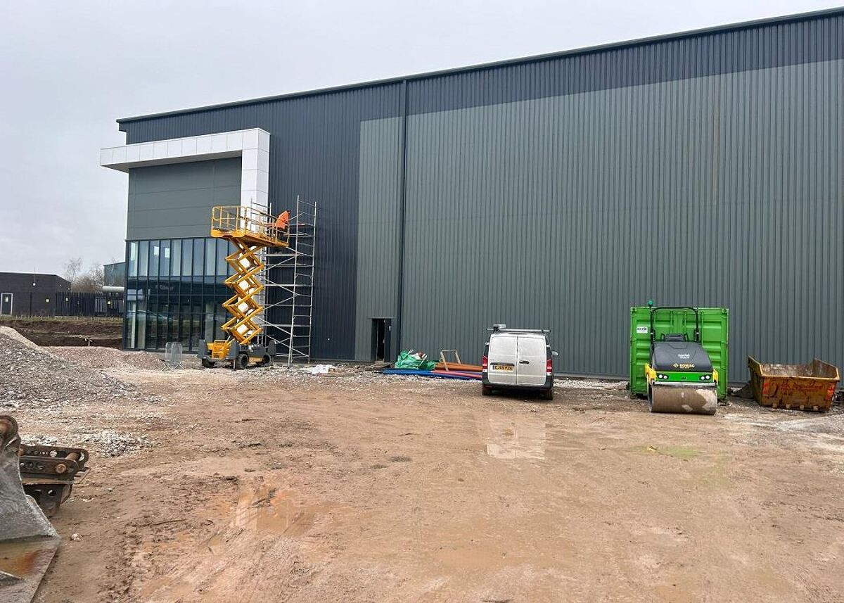 Industrial/Distribution to rent in Unit 7, Airfield Road, Cheshire