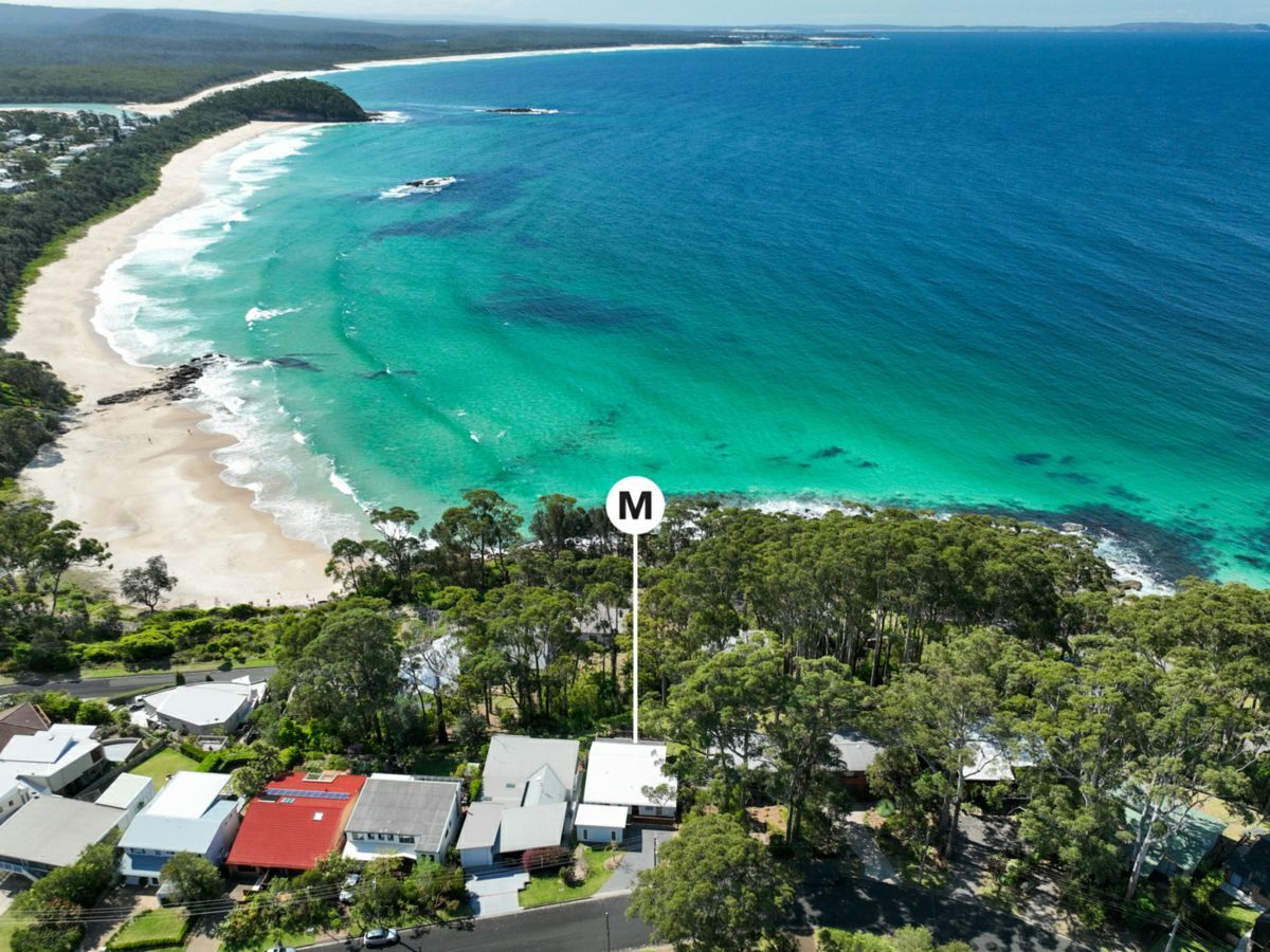 house for sale in 18 Tallwood Avenue, NARRAWALLEE MCG107P2957