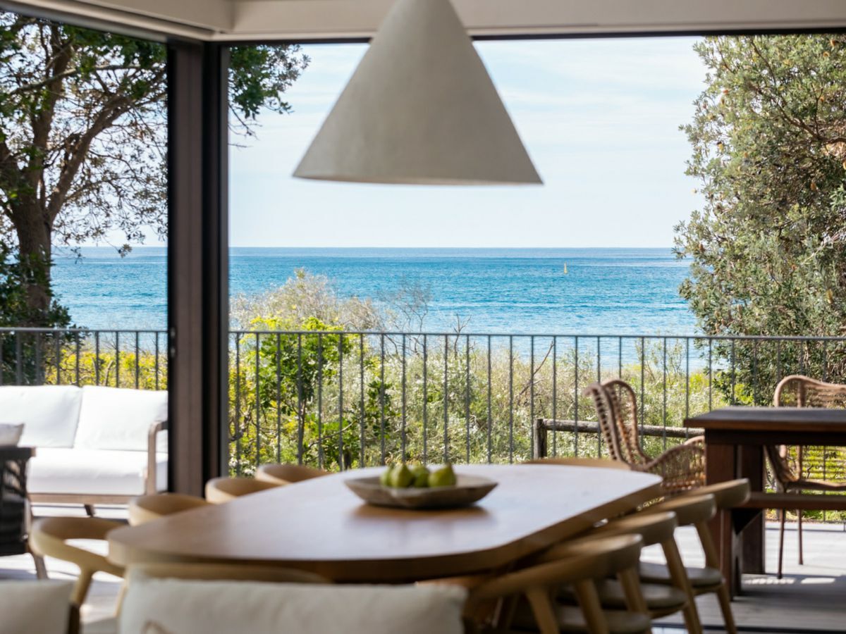 10 Mitchell Parade, MOLLYMOOK BEACH, Mollymook Beach - Thumbnail 2