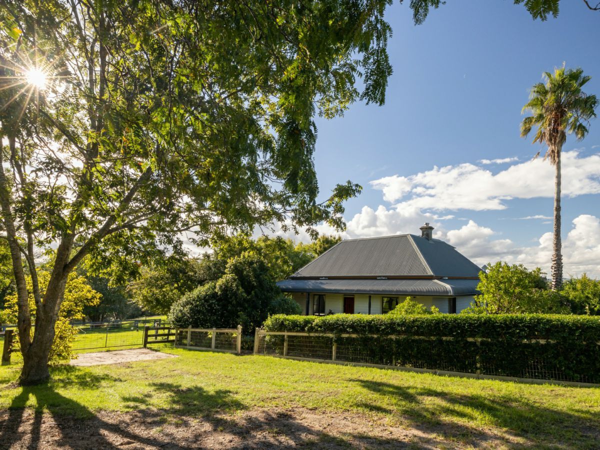 24 Evans Lane, WOODSTOCK, Woodstock - Thumbnail 3