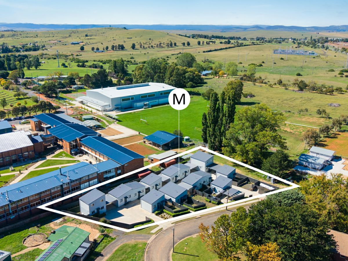 8 Yulin Avenue, COOMA, Cooma - Thumbnail 4