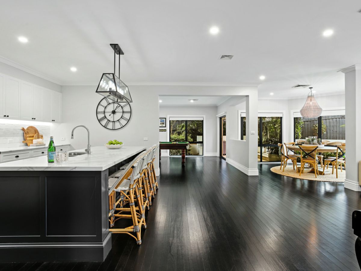 house for sale in 8 Dylan Place, WEST PENNANT HILLS MCG125P41174