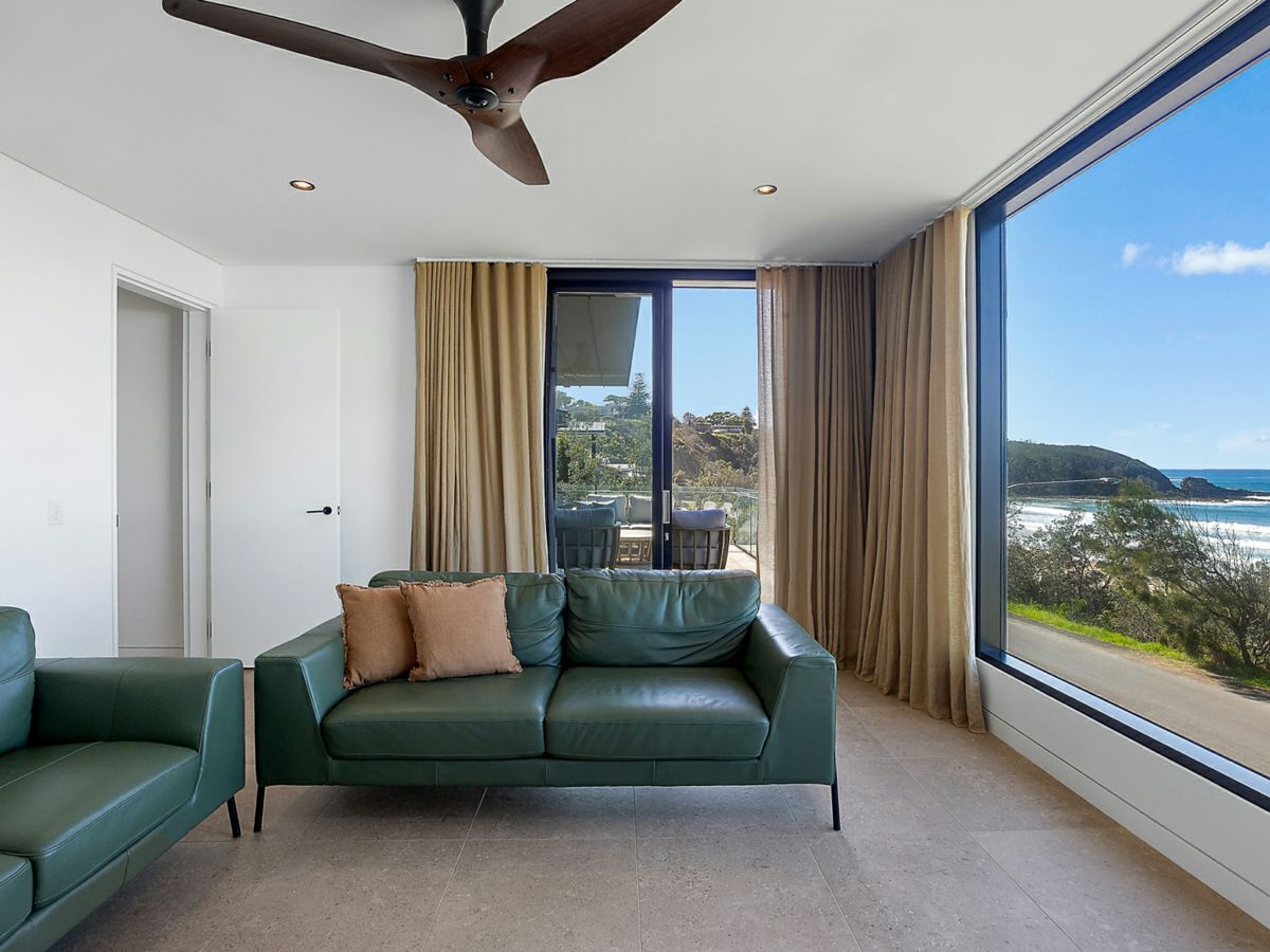 12 Beach Road, MOLLYMOOK BEACH, Mollymook Beach - Thumbnail 8