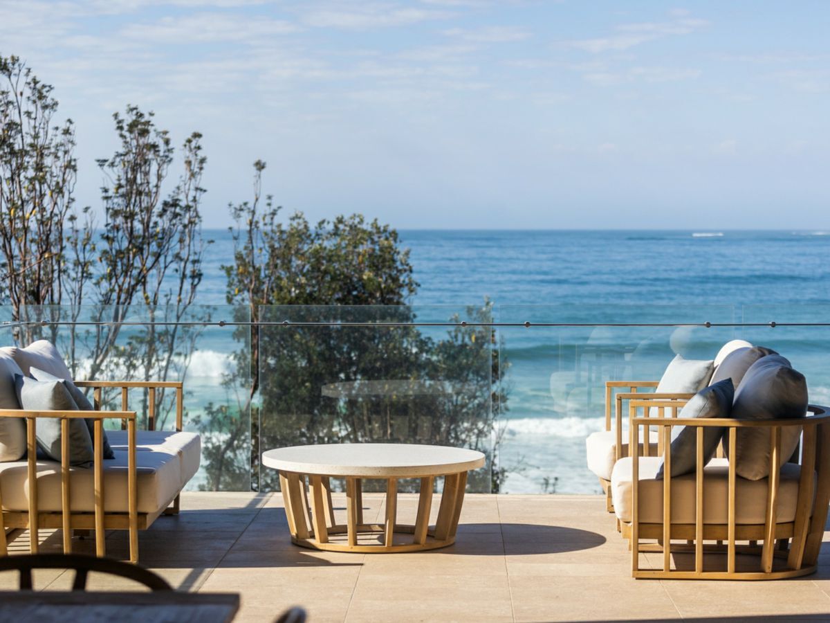 12 Beach Road, MOLLYMOOK BEACH