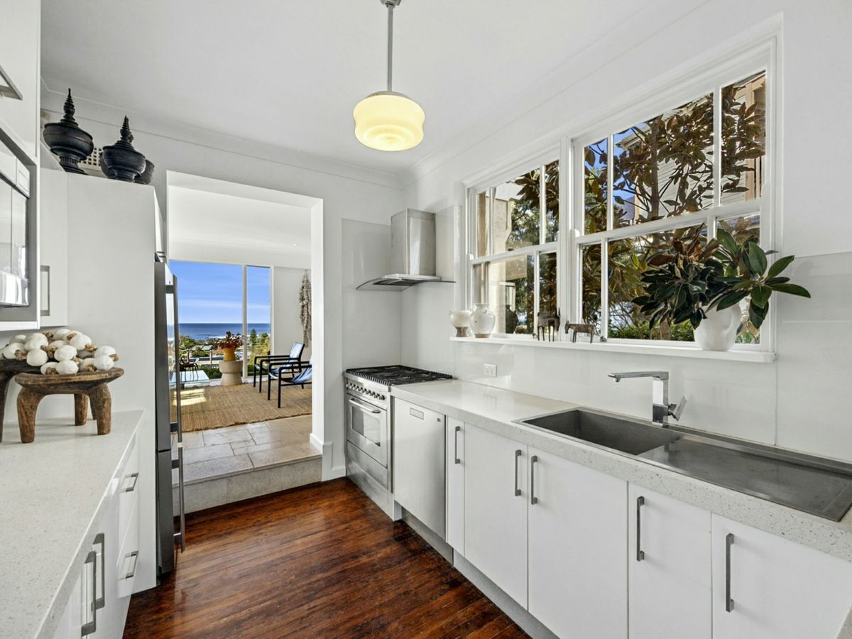 19 Bedford Crescent, COLLAROY, Collaroy - Thumbnail 8