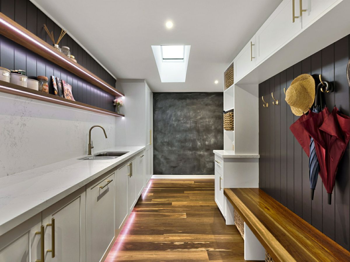 house for sale in 25 Brendon Place, OAKDALE mcg135p0218 Knight Frank