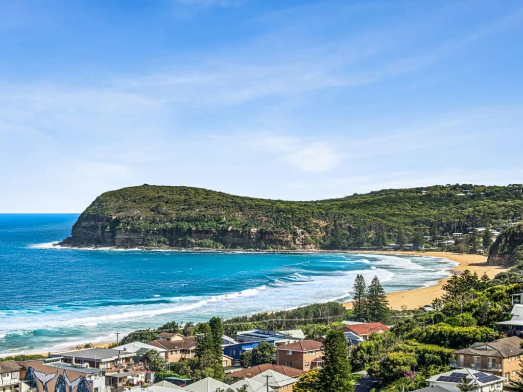 Image of 35 Helen Drive, COPACABANA