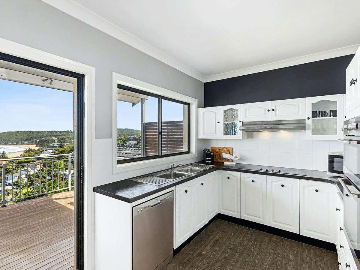 35 Helen Drive, COPACABANA, Copacabana - Thumbnail 4