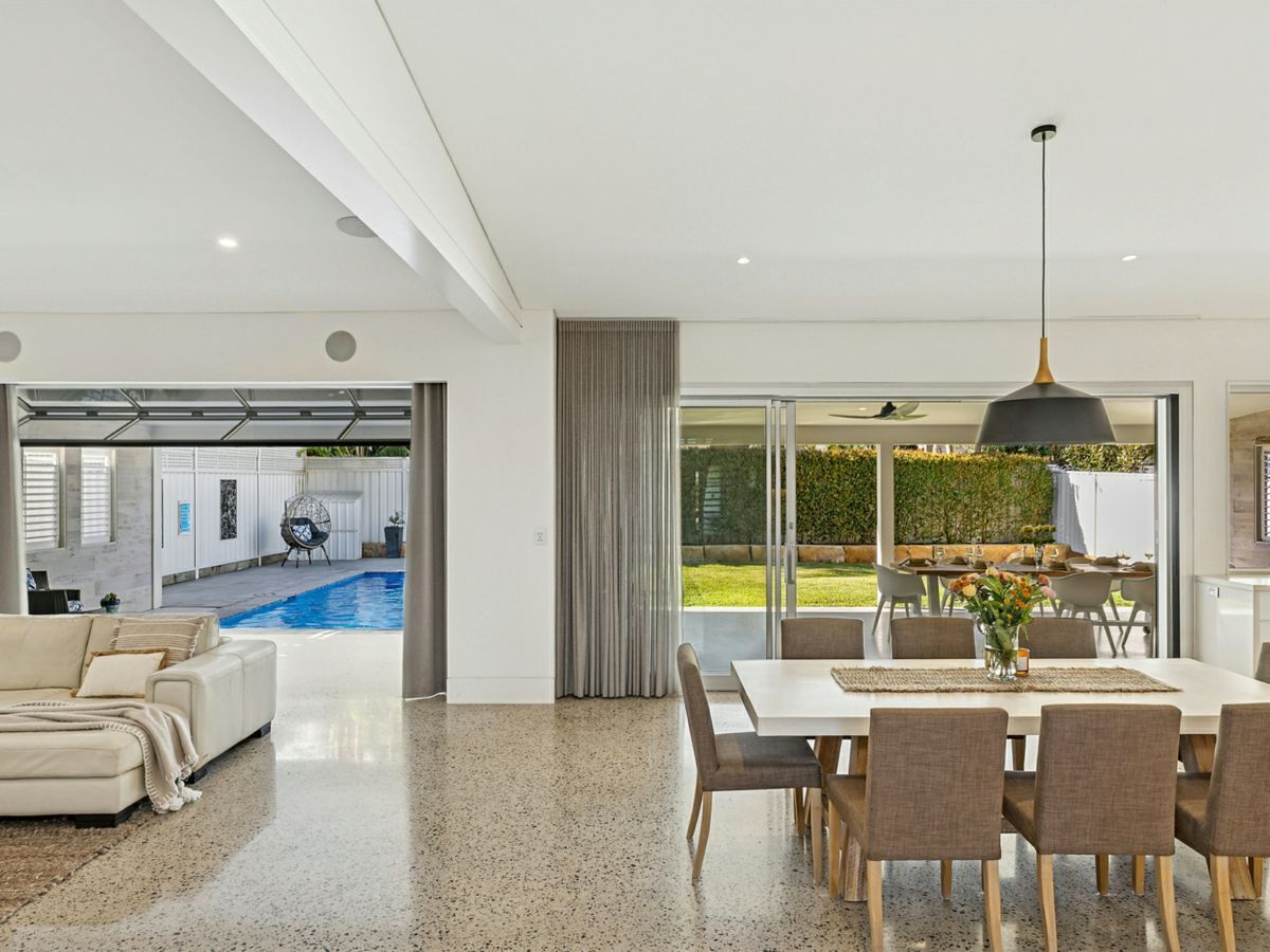 10 Binburra Avenue, TOOWOON BAY, Toowoon Bay - Thumbnail 4
