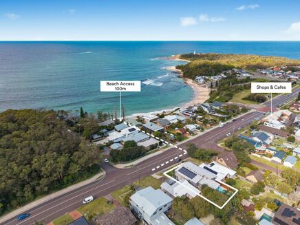 Picture of 5 bedroom house for sale.