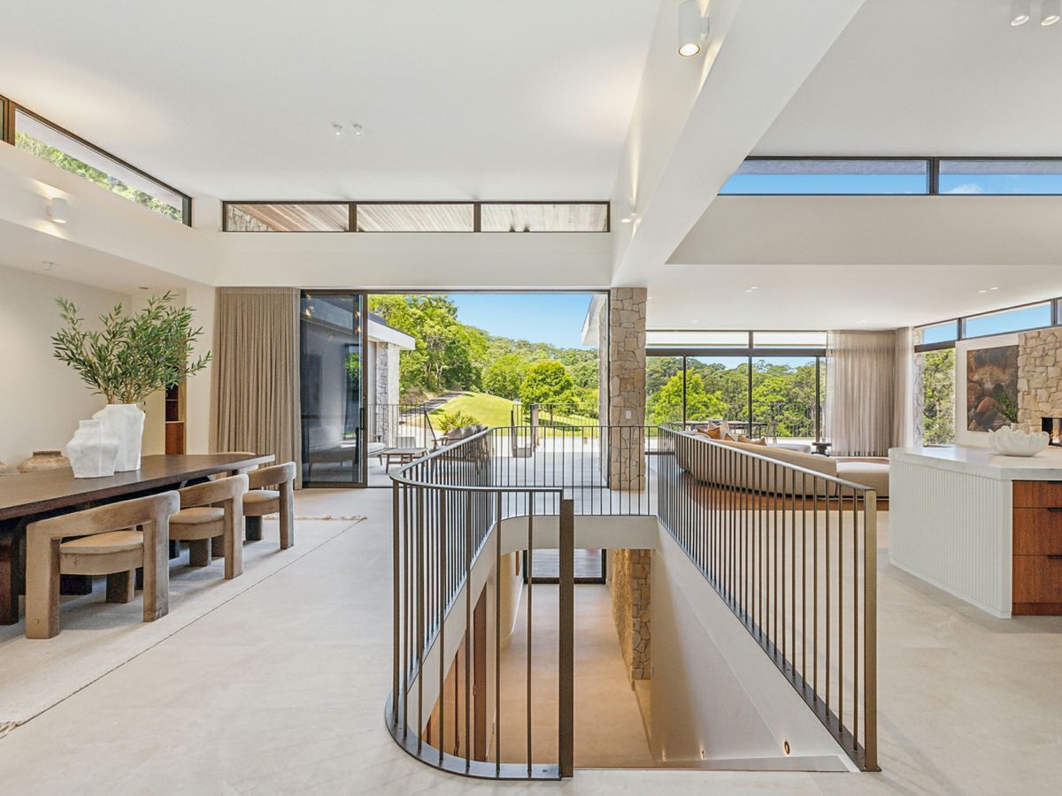 90 Brush Road, WAMBERAL, Wamberal - Thumbnail 2