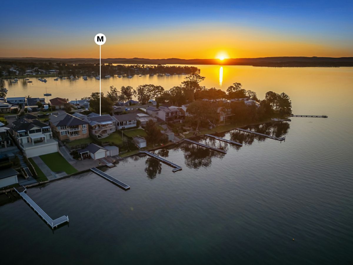 house for sale in 55 Gordon Avenue, SUMMERLAND POINT MCG15P62074