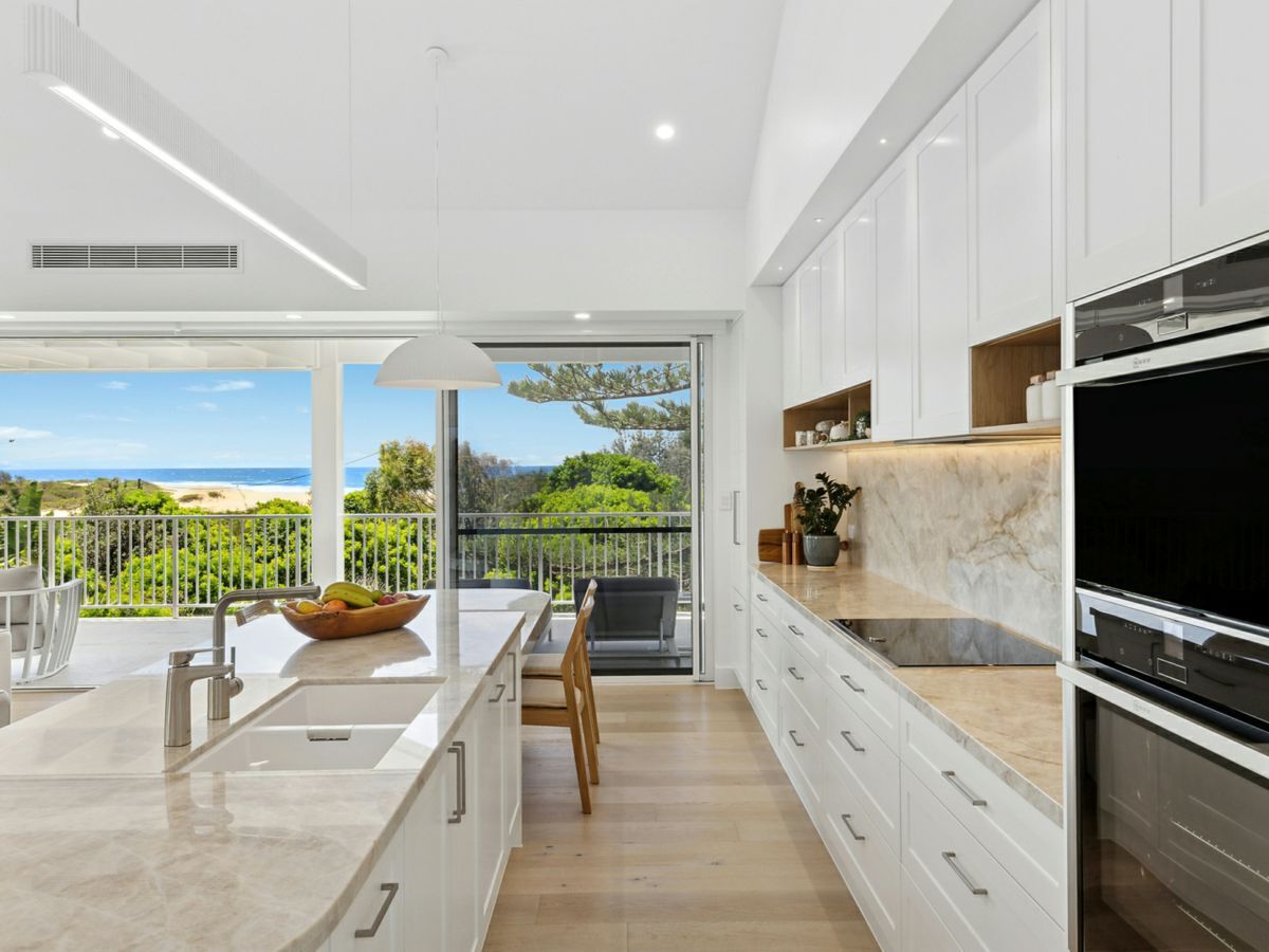5 Wiles Avenue, WAMBERAL, Wamberal - Thumbnail 6
