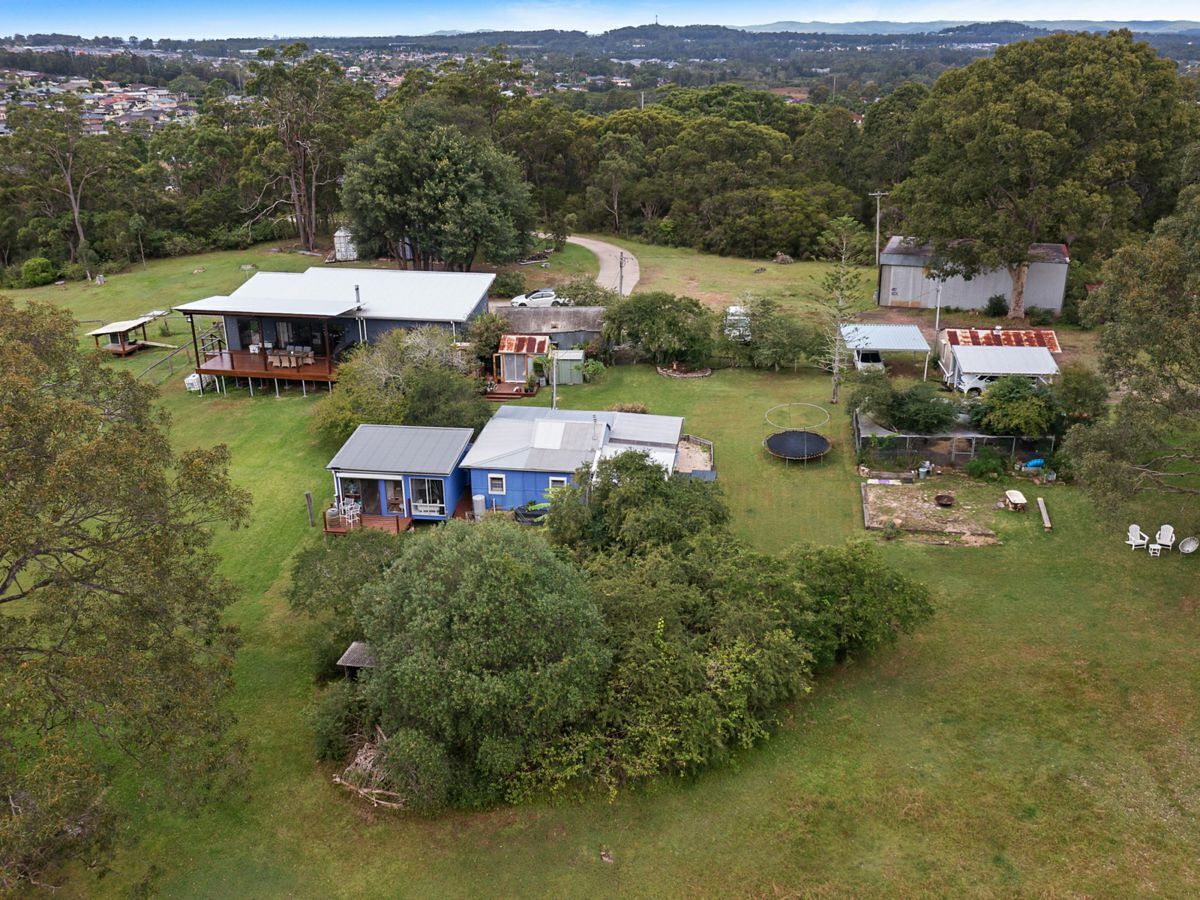 147 Mataram Road, WOONGARRAH, Woongarrah - Thumbnail 2