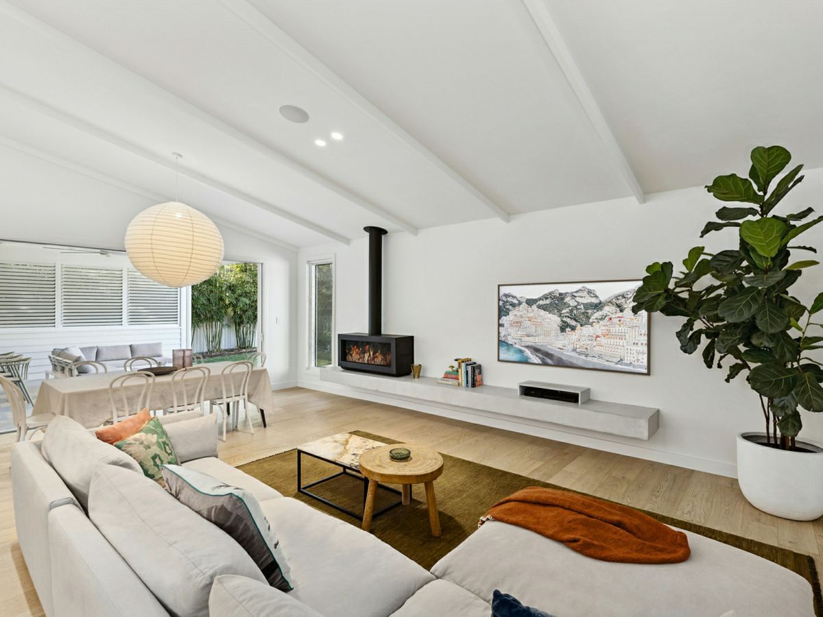 4 Renown Street, WAMBERAL, Wamberal - Thumbnail 6