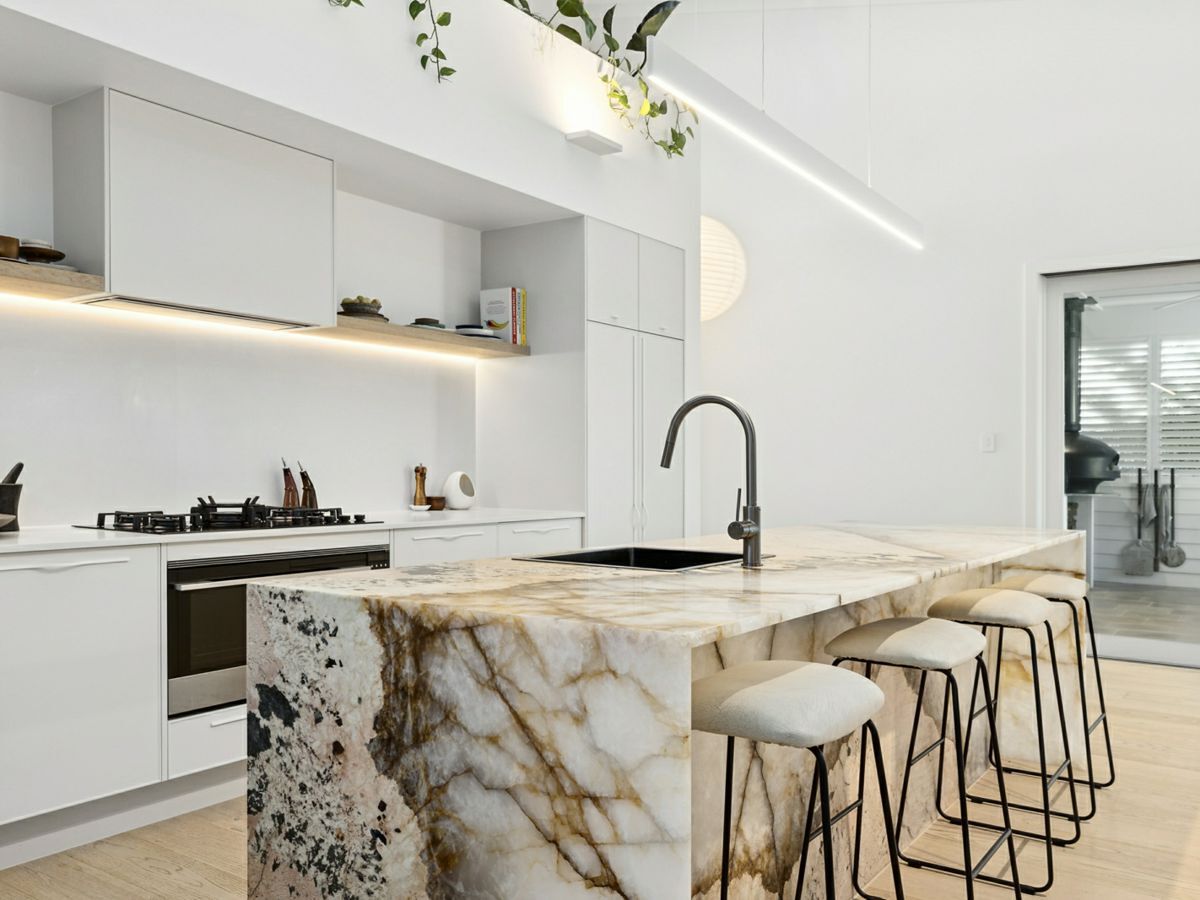 4 Renown Street, WAMBERAL, Wamberal - Thumbnail 4
