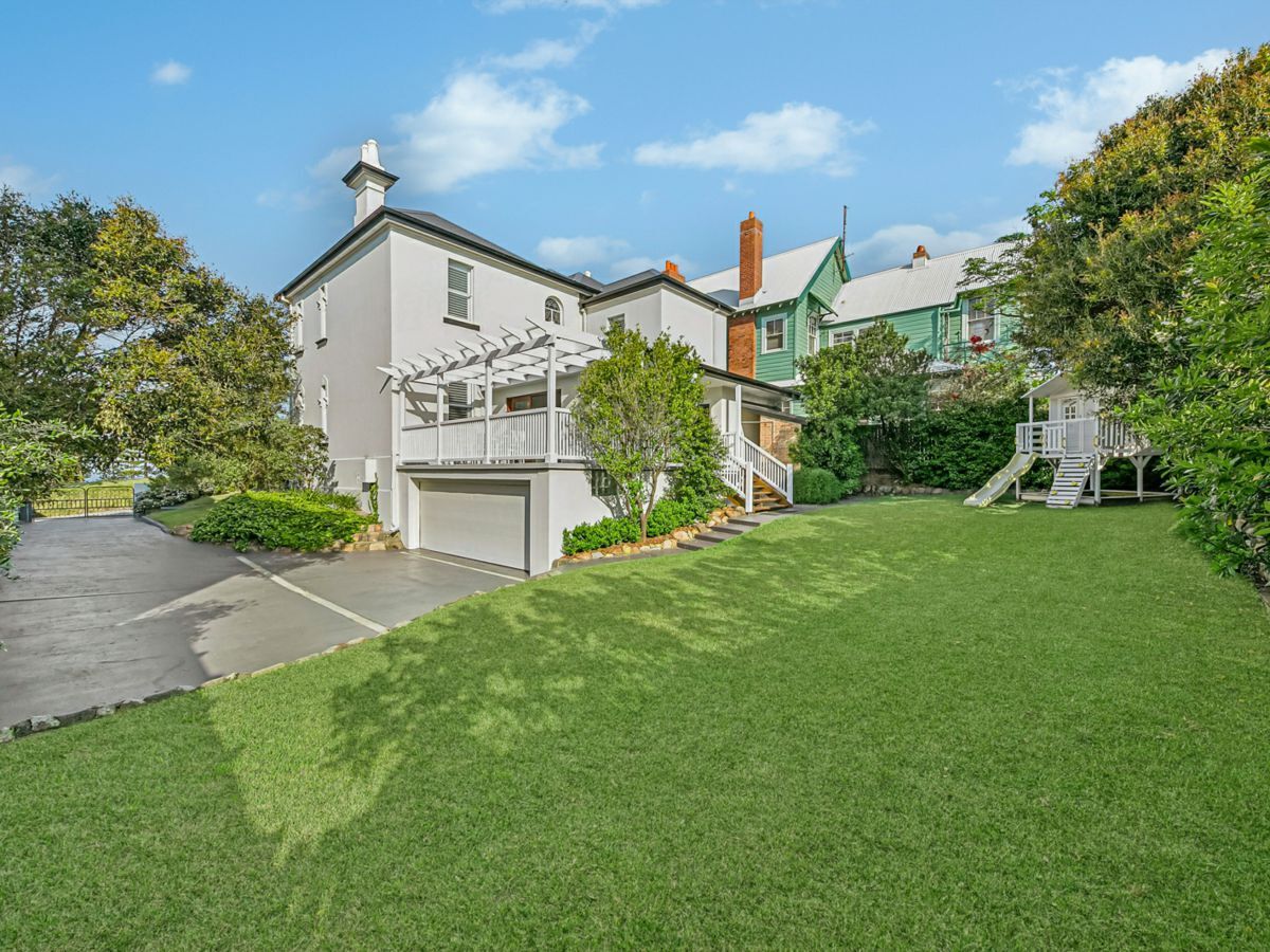 20 The Terrace, THE HILL, The Hill - Thumbnail 2