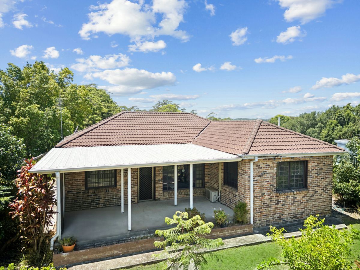 94 Serpentine Road, TERRIGAL, Terrigal - Thumbnail 2