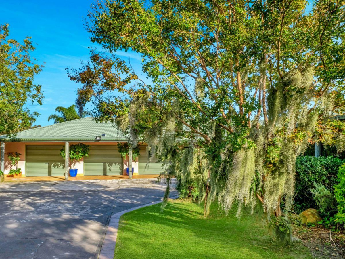 939 George Downes Drive, KULNURA, Kulnura - Thumbnail 2