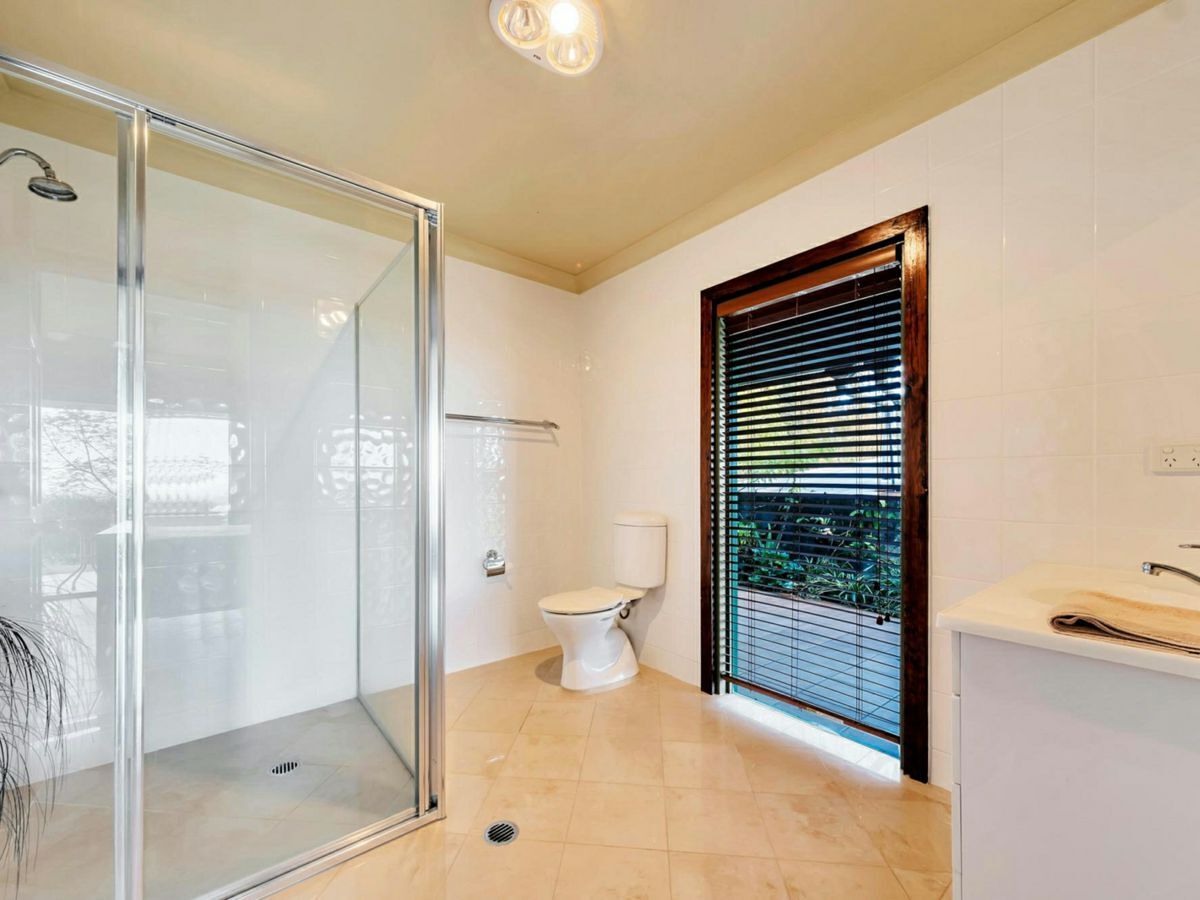 939 George Downes Drive, KULNURA, Kulnura - Thumbnail 5