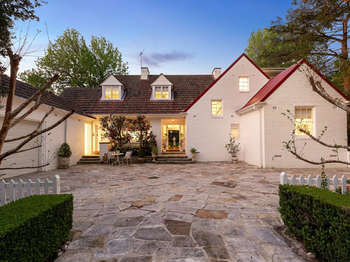 128A Burns Road, WAHROONGA, Wahroonga - Image 1