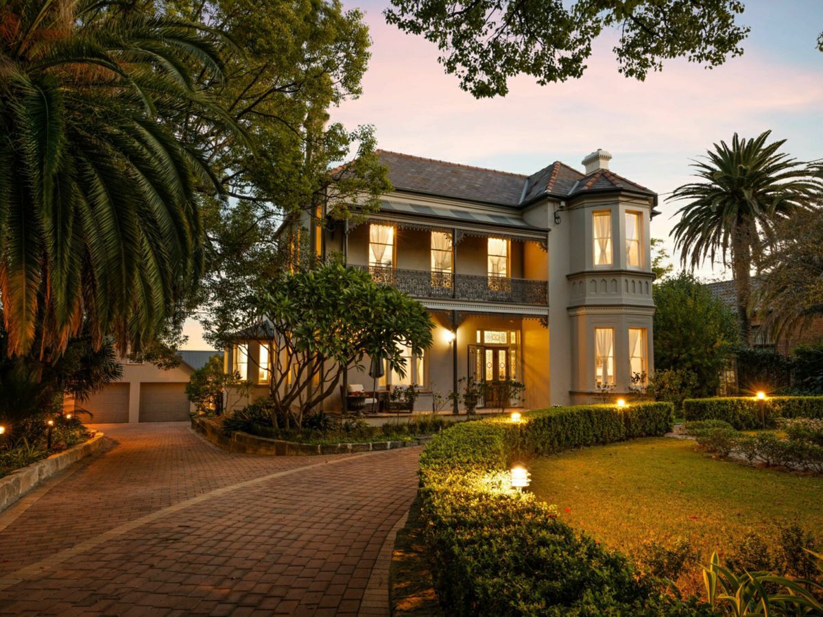12 Clifton Avenue, BURWOOD, Burwood - Image 1