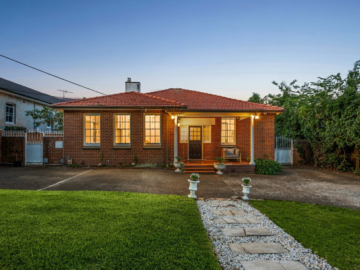 1 Strathfield Avenue, STRATHFIELD, Strathfield - Thumbnail 5