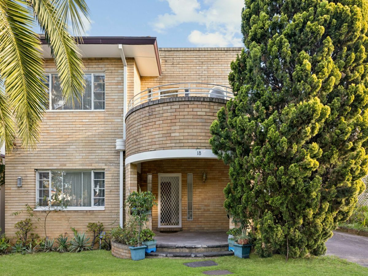 18 Coventry Road, STRATHFIELD, Strathfield - Thumbnail 3