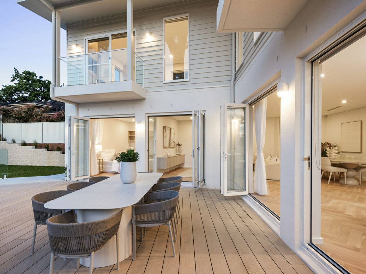 16a Cameron Crescent, RYDE, Ryde - Thumbnail 2