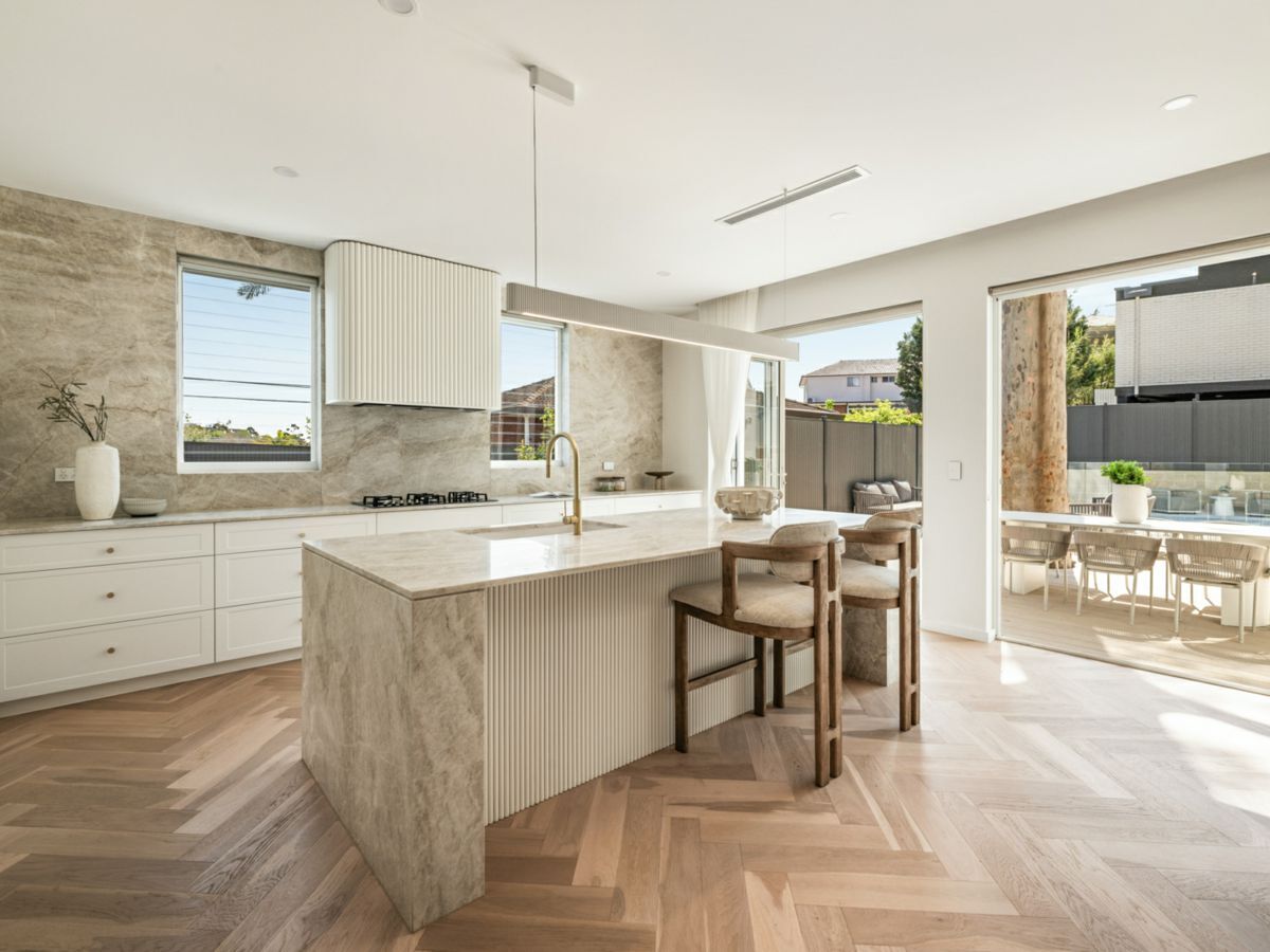 16a Cameron Crescent, RYDE, Ryde - Thumbnail 5