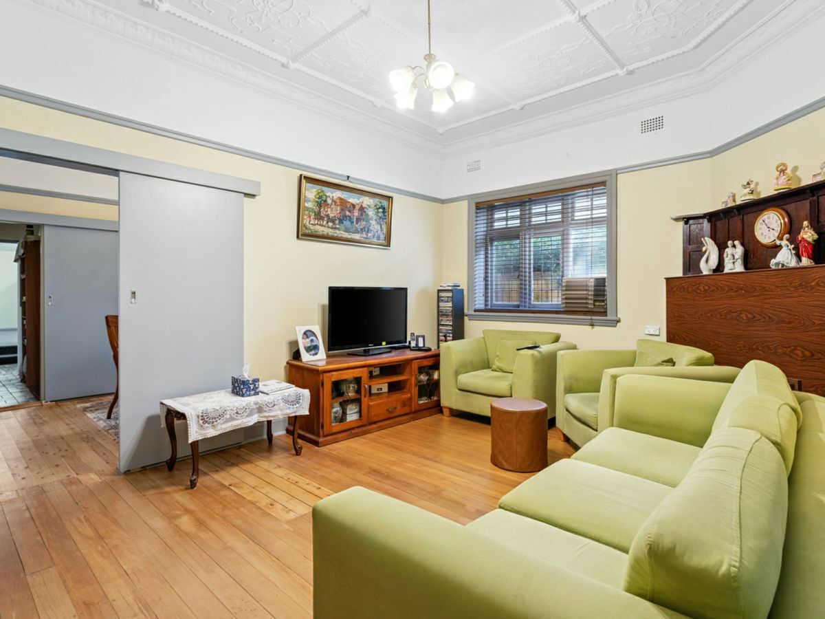 6 Selborne Street, BURWOOD, Burwood - Thumbnail 5