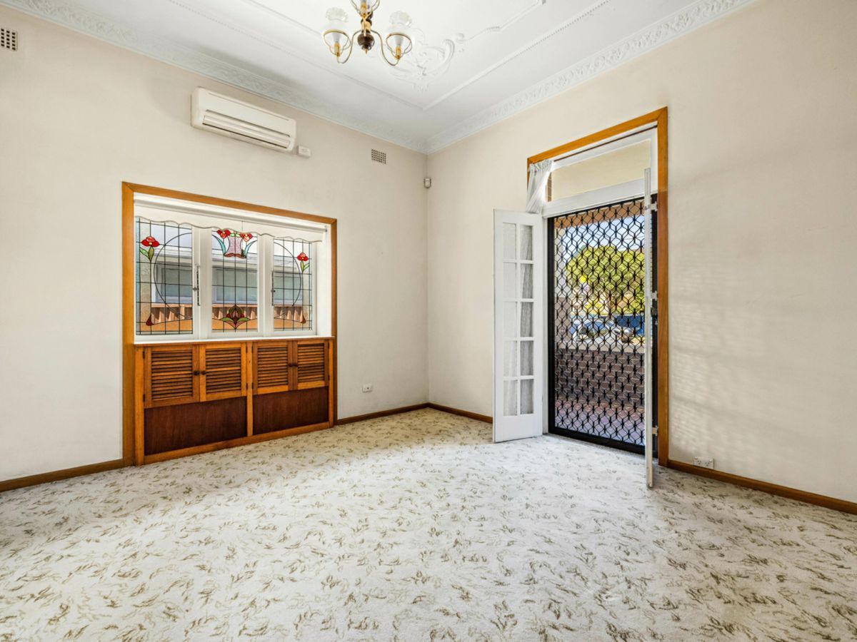9 Oxford Road, STRATHFIELD, Strathfield - Thumbnail 6