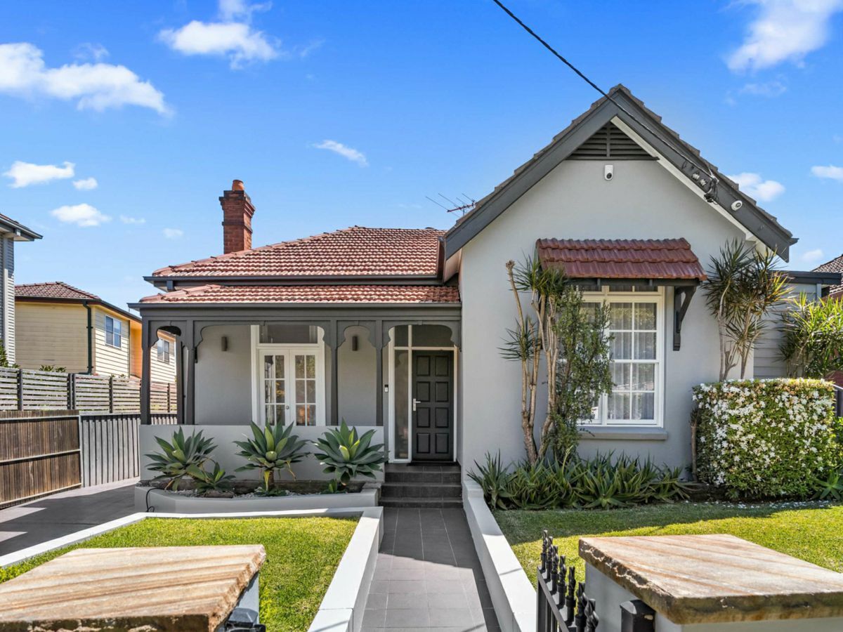 5 Tennyson Road, RYDE, Ryde - Thumbnail 4