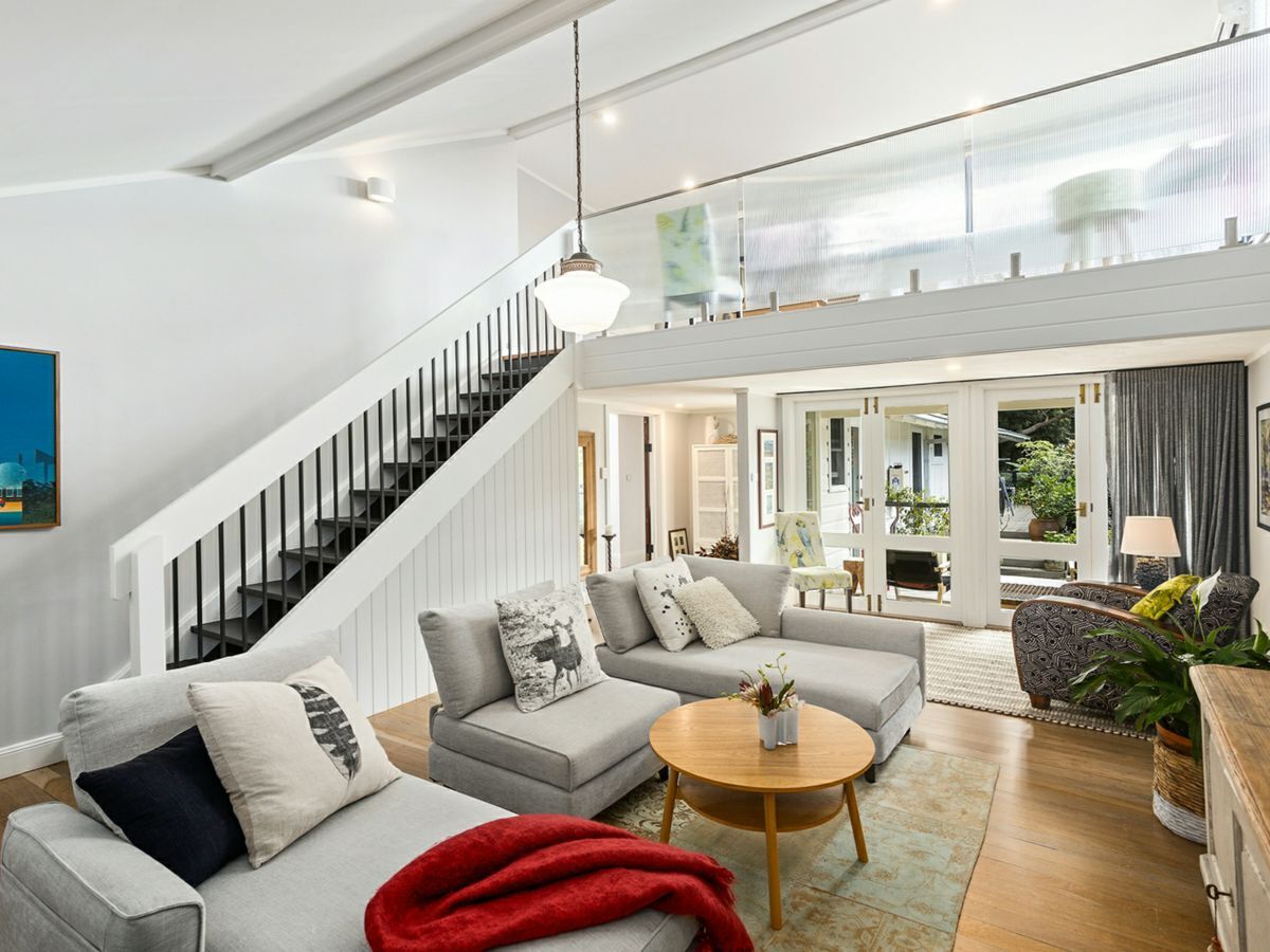 22 Hennings Lane, AUSTINMER, Austinmer - Thumbnail 2