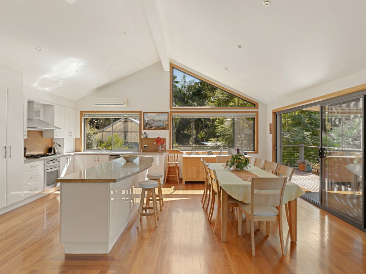 76 Lachlan Street, THIRROUL, Thirroul - Thumbnail 5