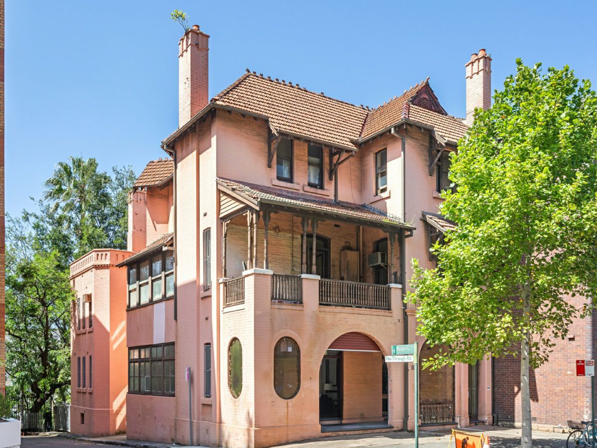 10 Ward Avenue, ELIZABETH BAY, Elizabeth Bay - Image 1