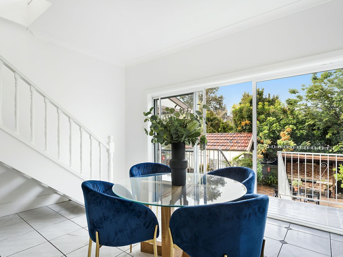 house for sale in 4 Narelle Street, NORTH BONDI mcg190p42384 Knight