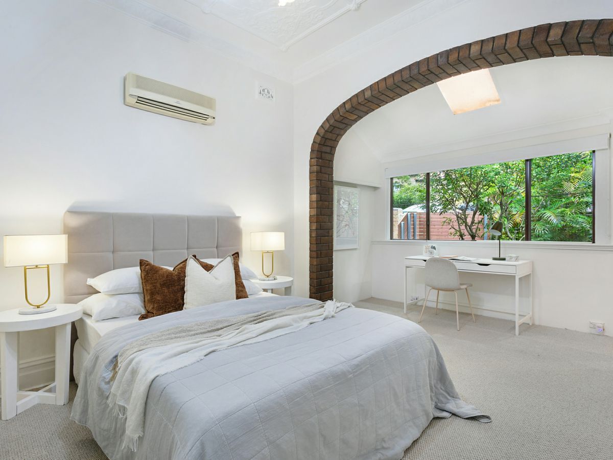 house for sale in 160 Hall Street, BONDI BEACH mcg190p42434 Knight