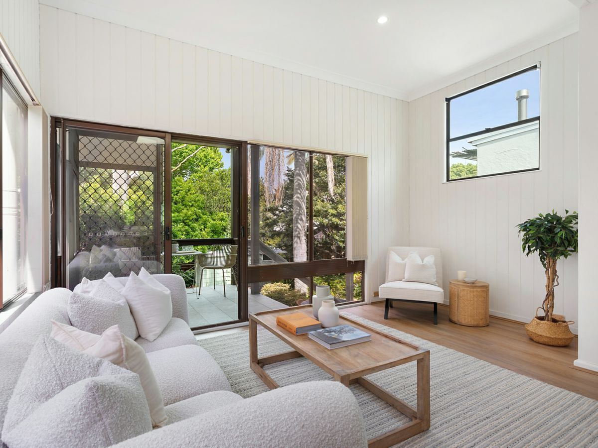 house for sale in 160 Hall Street, BONDI BEACH mcg190p42434 Knight